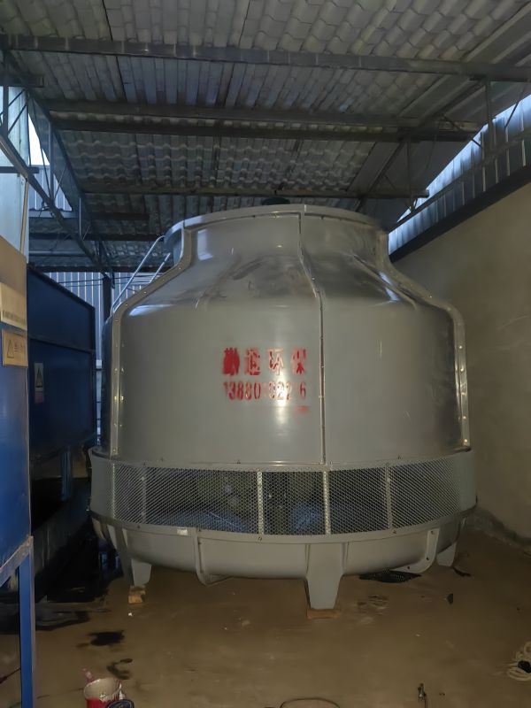 德阳1<strong>200t玻璃钢冷却塔</strong>